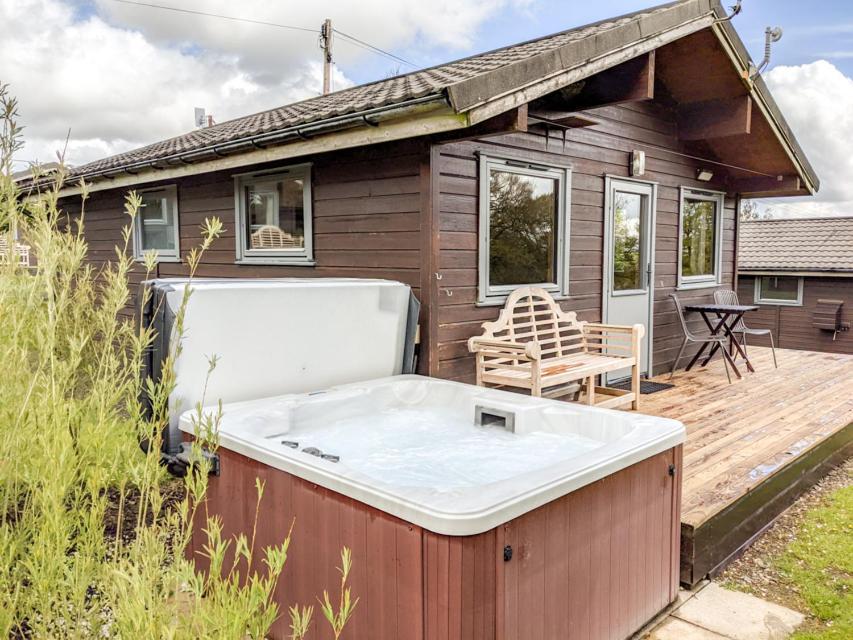 Avallon Lodges Лонсестън Екстериор снимка